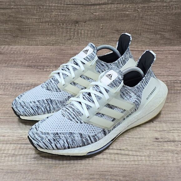 Adidas UltraBoost 21 Oreo Women's 11 Men's 10 White Black Running Shoes (GV7712) - Picture 7 of 9